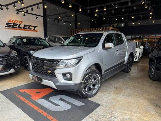 CHEVROLET S10 2.8 16V TURBO DIESEL HIGH COUNTRY CD 4X4 AUTOMÁTICO